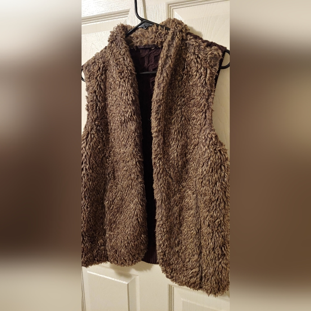 Womans faux fur vest